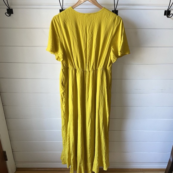 NWT Torrid Maxi Rayon Slub Surplice Wrap Dress Bright Yellow‎ Size: 0 L (12) - Picture 4 of 7